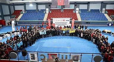 Düzce'de arama kurtarma derneklerine malzeme desteği