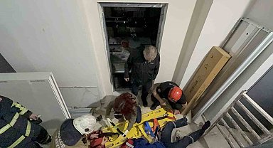 Düzce'de inşaat halindeki binada asansör düştü: 3 yaralı