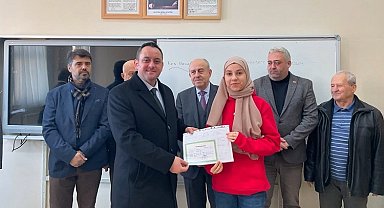 Edirne Keşan'da öğrencilerin karne heyecanını protokol paylaştı