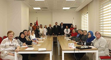Edirne'de Sağlıklı Yaş Alma ve Sağlıkla Zayıflama Okulu 2025 yılının ilk mezunlarını verdi