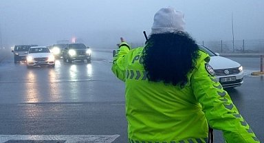 Edirne'de sis alarmı: Kavşaklara polisler görevlendirildi