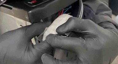 Edremit'te polis mikrodalga fırın içinde uyuşturucu madde ele geçirdi
