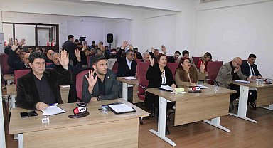 Efeler'de yılın ilk meclis toplantısı gerçekleştirildi