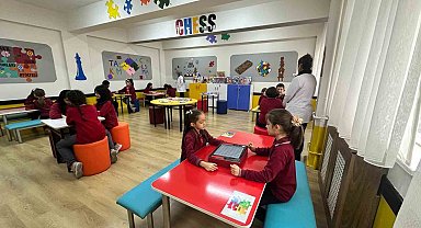 Elazığ'da teknoloji bağımlılığına karşı 'akıl ve zeka oyunları sınıfı' açıldı