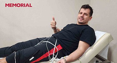 Emre Belözoğlu sağlık kontrolünden geçti