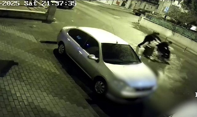 Engelli rolü yapıp tekerlekli sandalye çaldılar, o anlar kamerada
