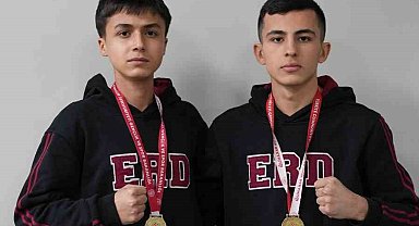 Erdem Koleji'nden Kickboksta çifte şampiyonluk
