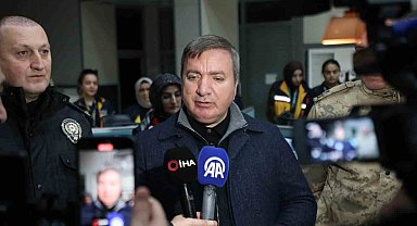 Erzincan Valisi Aydoğdu, yeni yılı güvenlik ve sağlık ekipleriyle karşıladı