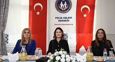 Erzincan'da polis eşleri buluştu