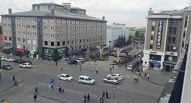 Erzurum'da araç sayısı 142 bin 86 oldu