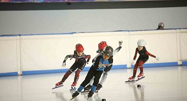 Erzurum'da short track yarışları başladı