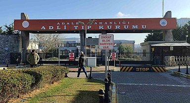 Eyüpsultan'da kazada hayatını kaybeden 2 kişinin cenazeleri Adli Tıp Kurumu'ndan alındı