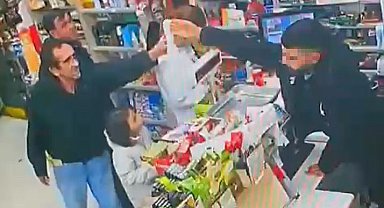 Fatih'te sahte alkol satışı kamerada: Alkolü alan şahıs hayatını kaybetti