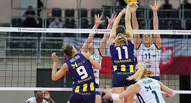 Fenerbahçe Medicana, CEV Şampiyonlar Ligi'nde çeyrek finali garantiledi
