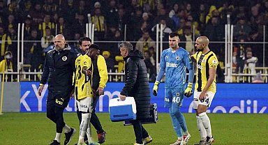 Fenerbahçe'de Dominik Livakovic sakatlandı