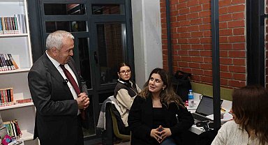 Finallere hazırlanan öğrencilere Başkan'dan çorba ikramı