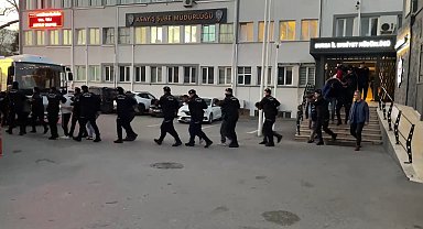 Fransa'daki cinsel saldırı şüphelilerini tetikçilere vurduran aile ve tetikçiler yakalandı