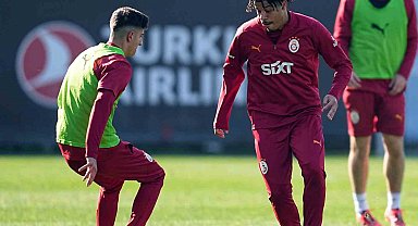 Galatasaray, Ajax maçı hazırlıklarına başladı