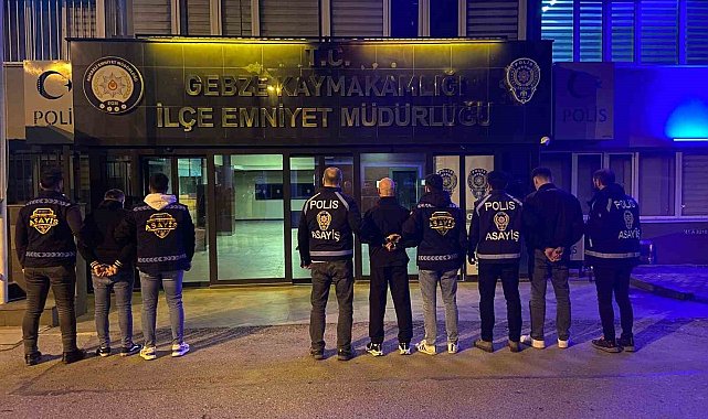 Gasp etmeye çalıştıkları tır sürücüsünü bıçaklayan zanlılar yakalandı