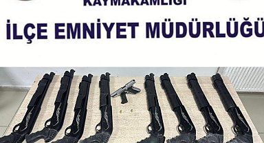 Gaziantep'te 13 silah ele geçirildi: 2 gözaltı