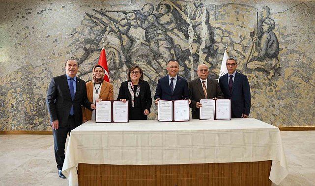 Gaziantep'te İleri Yaş Bakım ve Rehabilitasyon Merkezi için imzalar atıldı
