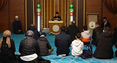 Genç Bilaller, Kartal'da Ezan Okuma Yarışması'nda bir araya geldi