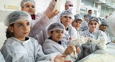 GKV'li minik baklavacılar iş başında