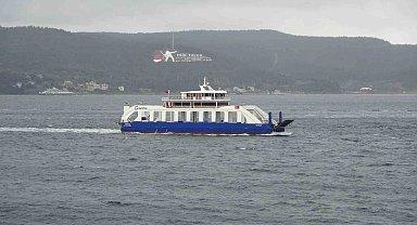 Gökçeada ve Bozcaada'ya feribot seferlerine fırtına engeli
