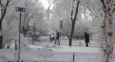 Göle Eksi 25'i Gördü