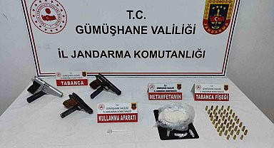 Gümüşhane'de uyuşturucu operasyonunda 99.3 gram metamfetamin ele geçirildi