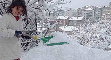 Hakkari'de kartpostallık kar manzaraları