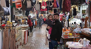 Hatay'da afetzede vatandaşların yeni yıldan tek beklentisi sıcak yuvalarına kavuşmak