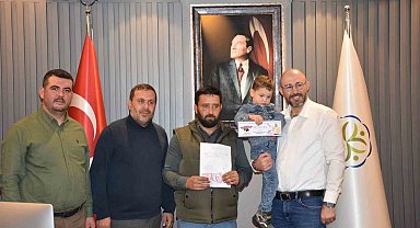 Hediye çekli balonu bulan Aydınlı çobandan örnek davranış