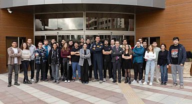 Hürkuş Test Pilotu Murat Özpala öğrencilere ilham verdi