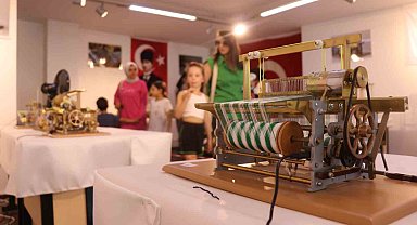 İlgi gören minyatür dokuma tezgahlarıyla gelecek nesillere örnek oluyor