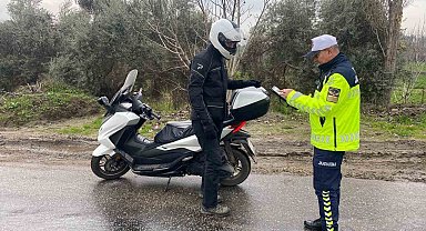 İncirliova'da jandarmadan motosiklet sürücülerine bilgilendirme