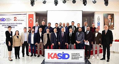 İş Dünyası ve Gelecek Vizyonu Zirvesi programı sona erdi