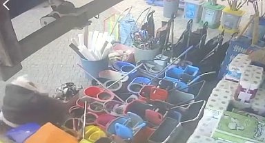 Isparta'da kadınlar arasında saç saça kavga