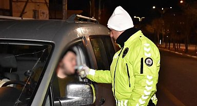 Isparta'da trafik ve asayiş denetimi: 8 araç trafikten men edildi