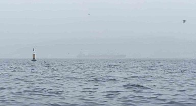 İstanbul Boğazı'nda sis etkili oluyor