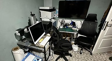 İstanbul'da MİT ve emniyetten sahte pasaport şebekesine ortak operasyon: 9 gözaltı