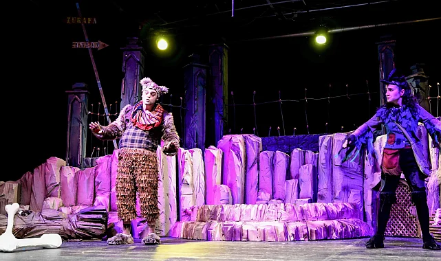 İzmir Bornova'da çocuklara ücretsiz şölen