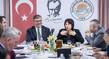 İzmir'de Başkan Tugay koordinasyonu Karaburun'da sürdürdü