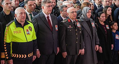 İzmir'in kahramanları unutulmadı