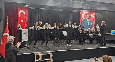 İzmirli kadınlardan mübadeleye müzikli-danslı anma