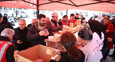 İzmit Darıca'da sıcak yemek hizmetine devam