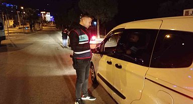 Jandarma günübirlik kiralanan ev ve araçları denetledi