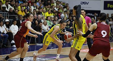 Kadınlar basketbolda derbi heyecanı