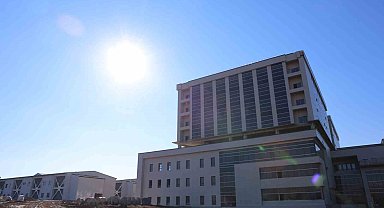 Kahramanmaraş'a yeni sağlık kompleksi: 600 yataklı hastane inşası sürüyor