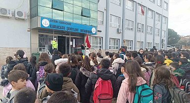 Karacasu'da öğrencilere trafik güvenliği eğitimi